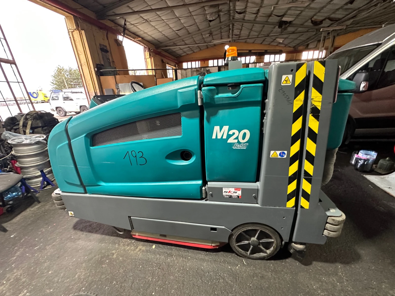     -  Tennant M20 | Mobile.bg   1