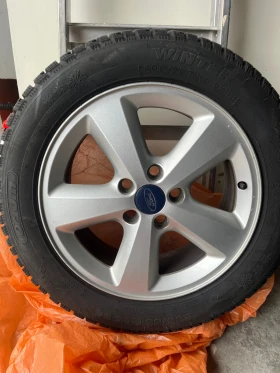        205/55R16  Ford Focus