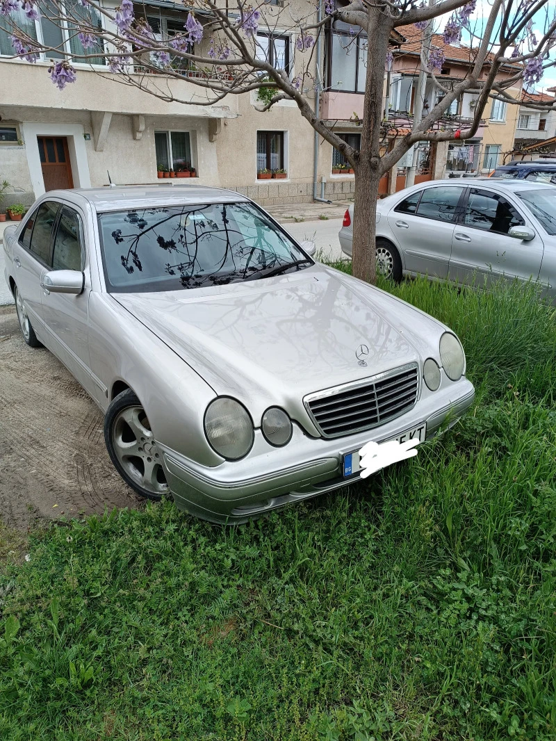 Mercedes-Benz E 270 270 дизел, снимка 1 - Автомобили и джипове - 47242856