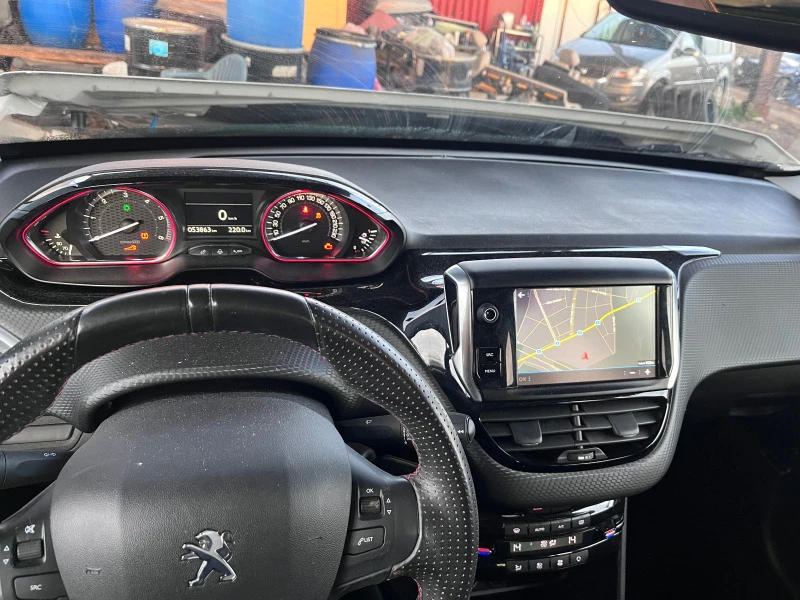 Peugeot 2008 1.6HDI GT line, снимка 17 - Автомобили и джипове - 47587372