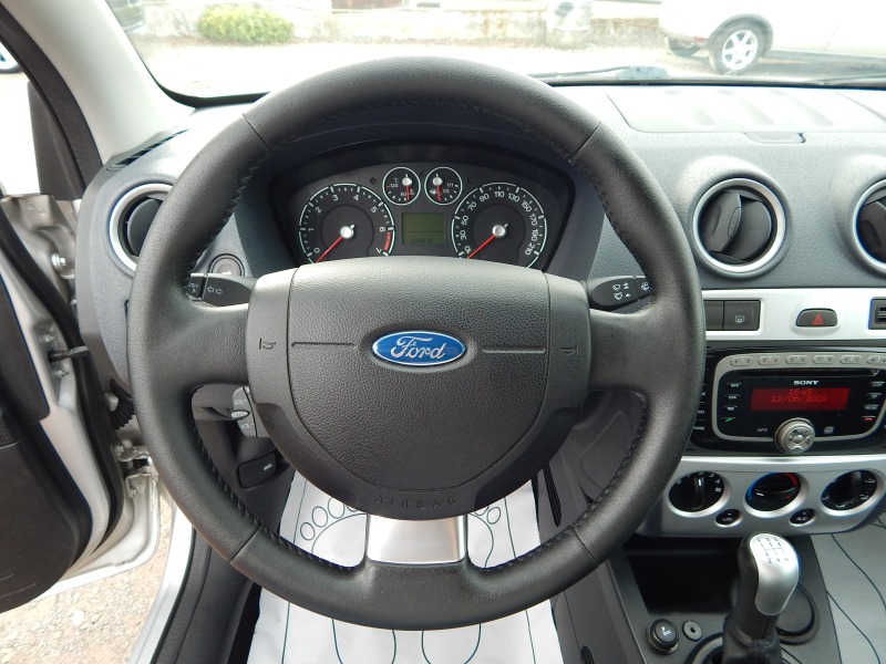 Ford Fusion 1.6i* 149000km.* , снимка 17 - Автомобили и джипове - 46203615