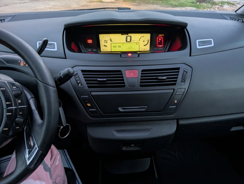 Citroen C4 Picasso 1.6 HDI, снимка 7 - Автомобили и джипове - 49576400