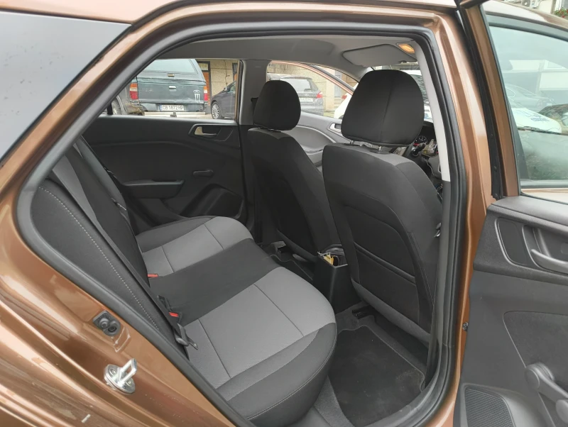 Hyundai I20, снимка 12 - Автомобили и джипове - 52568084