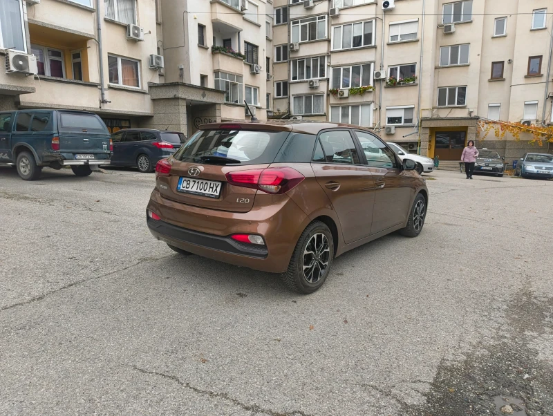 Hyundai I20, снимка 13 - Автомобили и джипове - 52568084