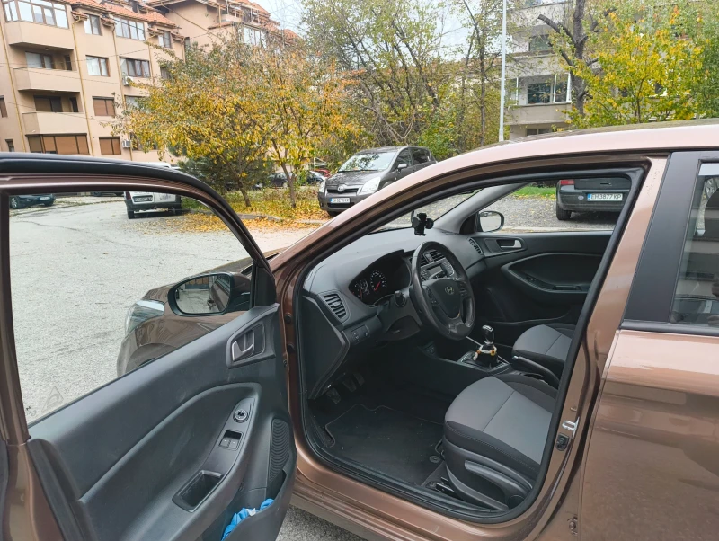 Hyundai I20, снимка 6 - Автомобили и джипове - 52568084