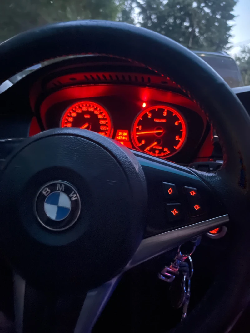 BMW 525, снимка 5 - Автомобили и джипове - 52573882