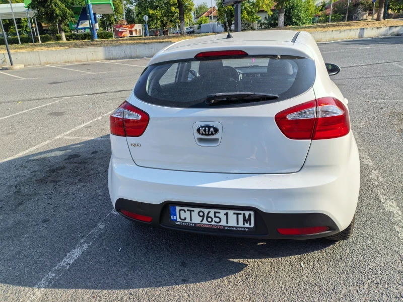 Kia Rio 1.4i, снимка 2 - Автомобили и джипове - 52674899