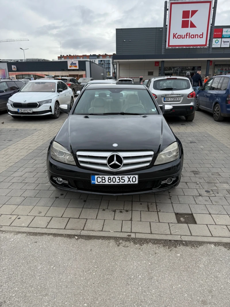 Mercedes-Benz C 220 Avangarde, снимка 2 - Автомобили и джипове - 52679945