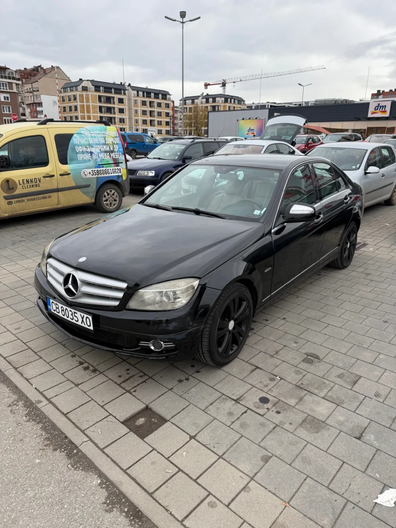 Mercedes-Benz C 220 Avangarde, снимка 9 - Автомобили и джипове - 52679945