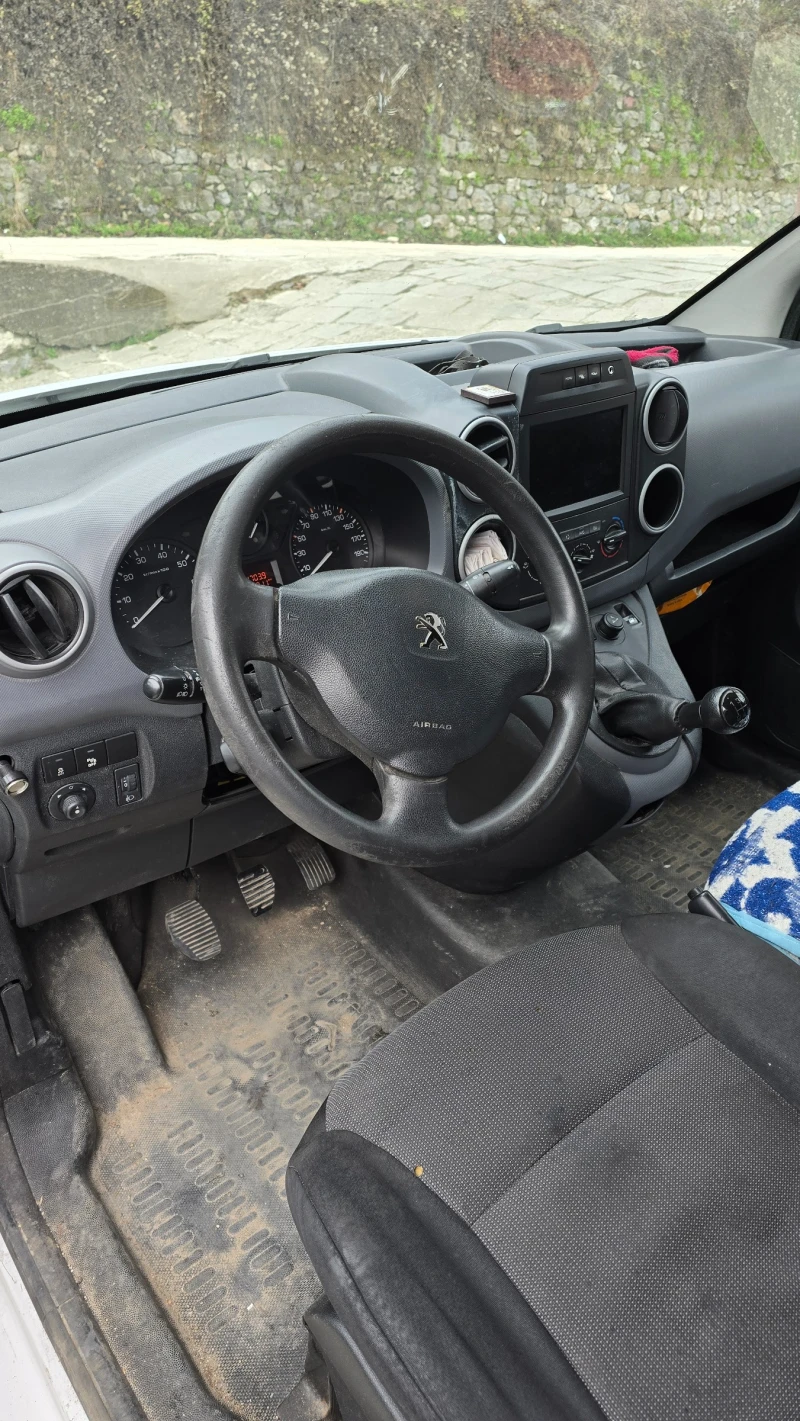 Peugeot Partner, снимка 3 - Автомобили и джипове - 52996972