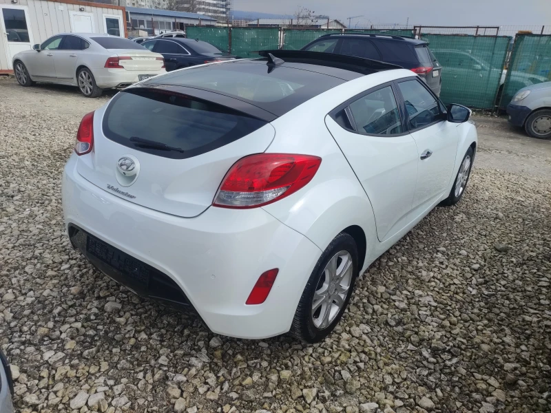Hyundai Veloster  1, 6Gdi/140 Automat, снимка 4 - Автомобили и джипове - 53386915