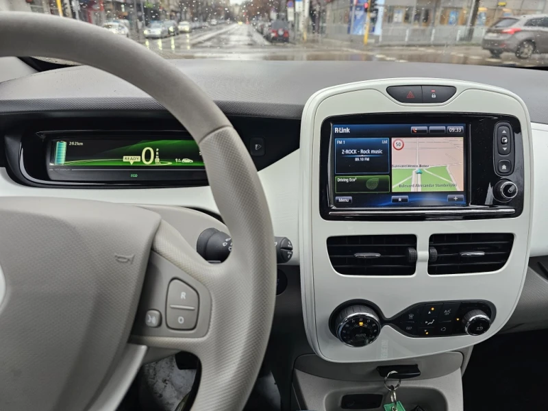 Renault Zoe Life R90 ZE40 / 100% SOH, снимка 11 - Автомобили и джипове - 53475312