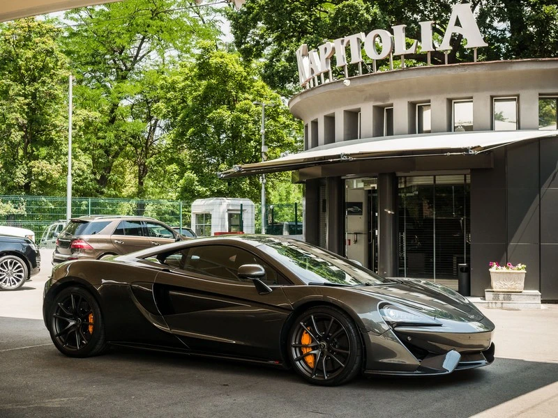 McLaren 570S Coupe, снимка 1 - Автомобили и джипове - 47900849