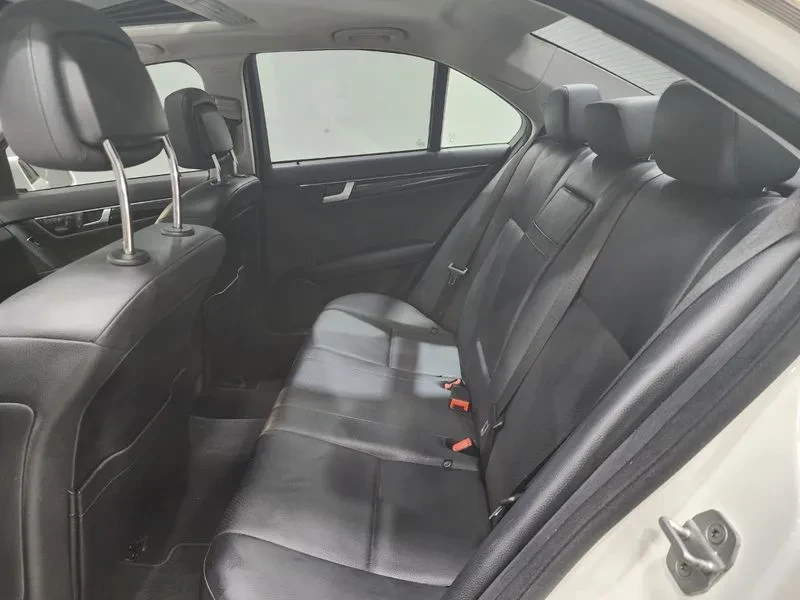 Mercedes-Benz C 200 W204 Cgi, снимка 14 - Автомобили и джипове - 55015187