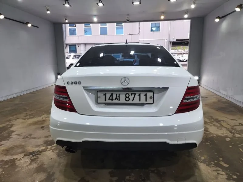 Mercedes-Benz C 200 W204 Cgi, снимка 5 - Автомобили и джипове - 55015187
