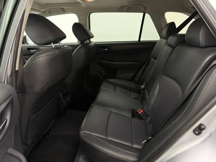 Subaru Outback LIMITED* ПОДГРЕВИ* AWD* HARMAN&KARDON, снимка 16 - Автомобили и джипове - 55486802