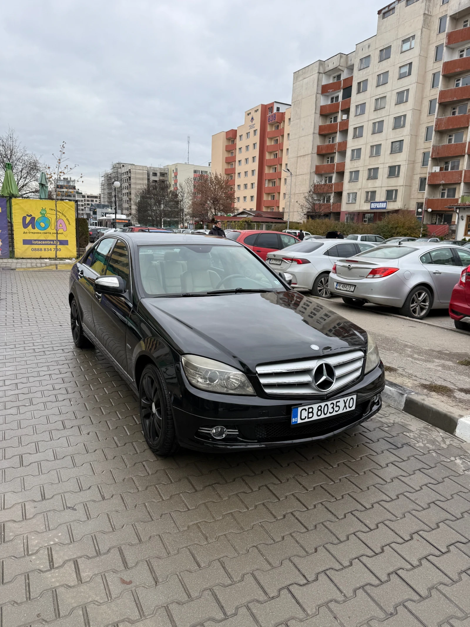 Mercedes-Benz C 220 Avangarde, снимка 1