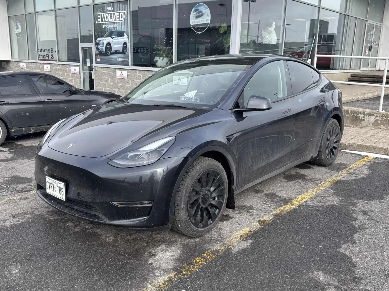 Tesla Model Y * RWD* CARFAX * БЕЗ ПЪРВОНАЧАЛНА ВНОСКА, снимка 1