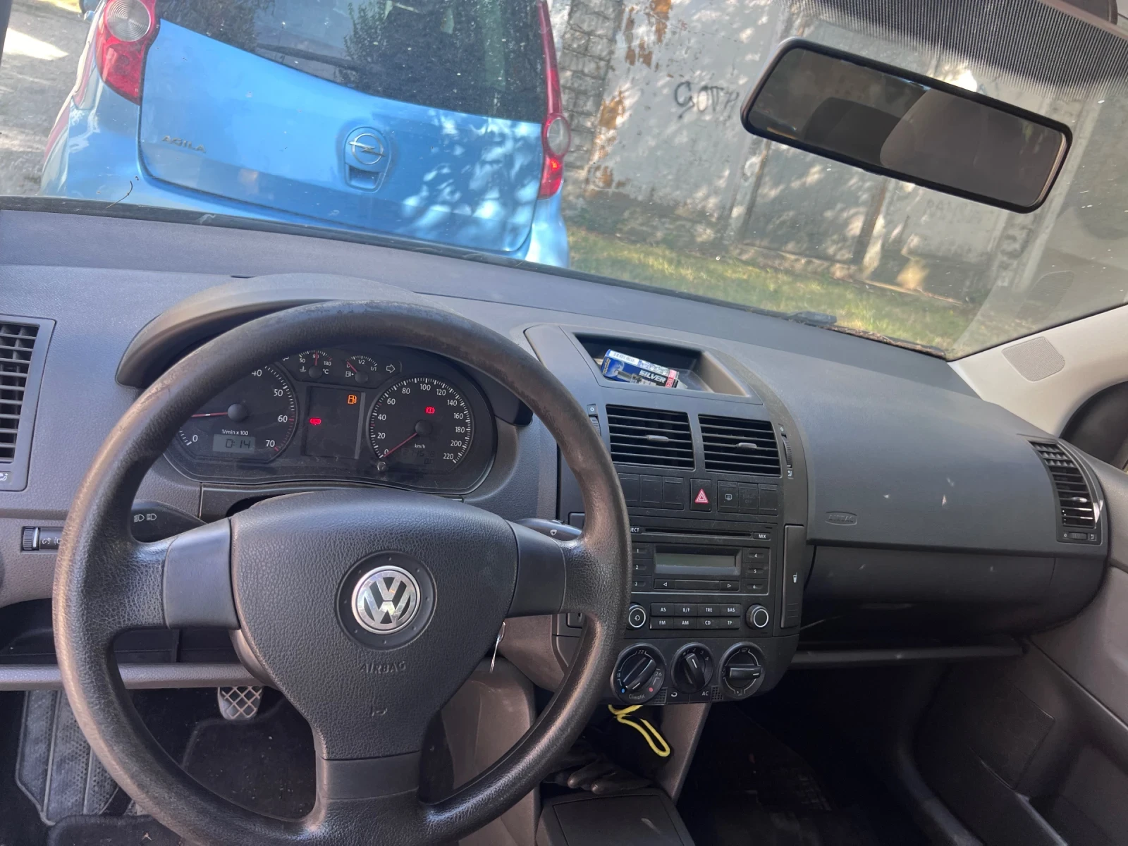 VW Polo 1.2i klima  | Mobile.bg — изображение 12