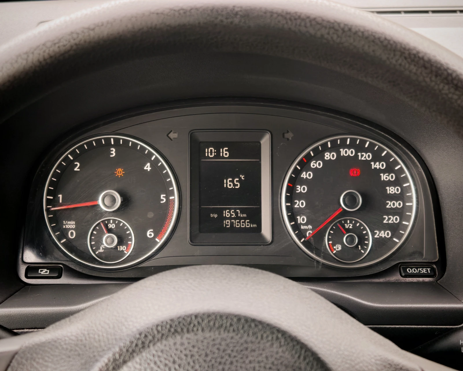 VW Caddy 1.6TDI EURO 5 - изображение 10