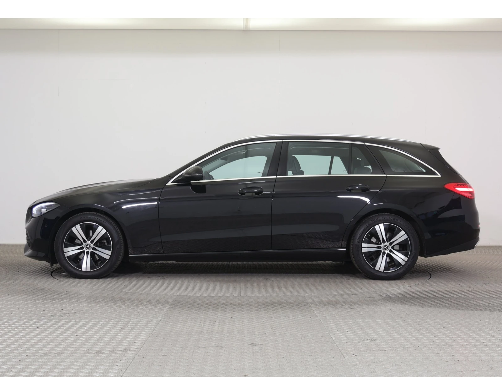 Mercedes-Benz C 180  - изображение 4