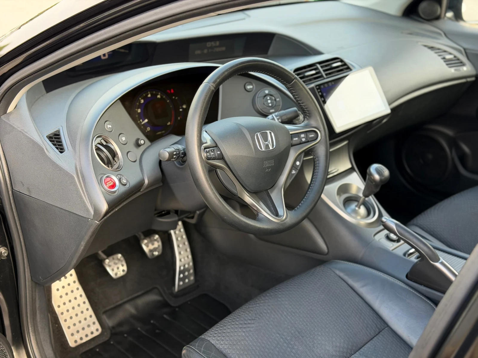 Honda Civic 1.8i Evolution Face Кожа Нави 153хил км Като нова - изображение 7