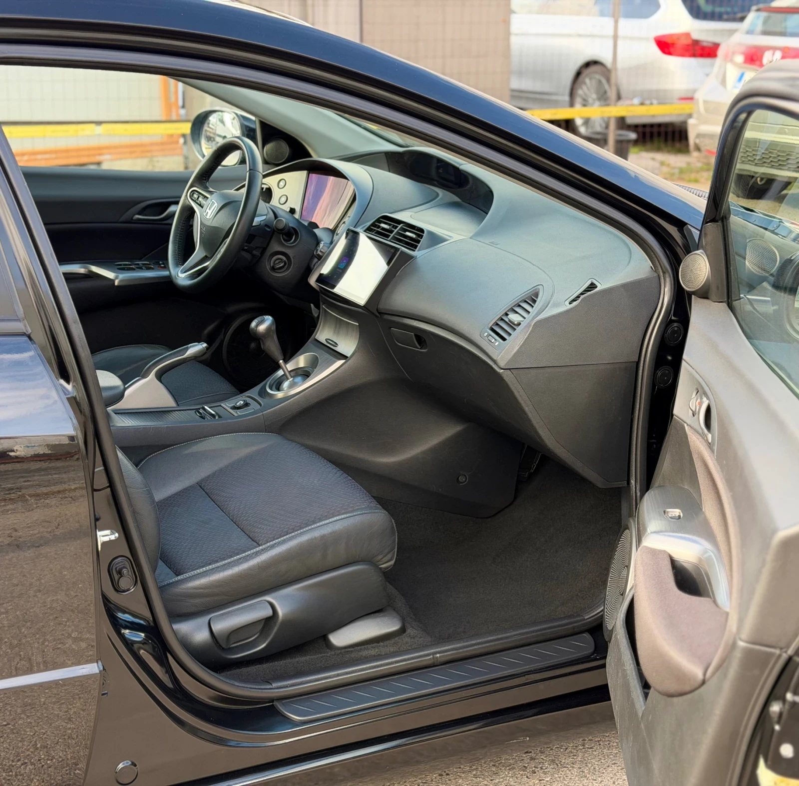 Honda Civic 1.8i Evolution Face Кожа Нави 153хил км Като нова - изображение 10