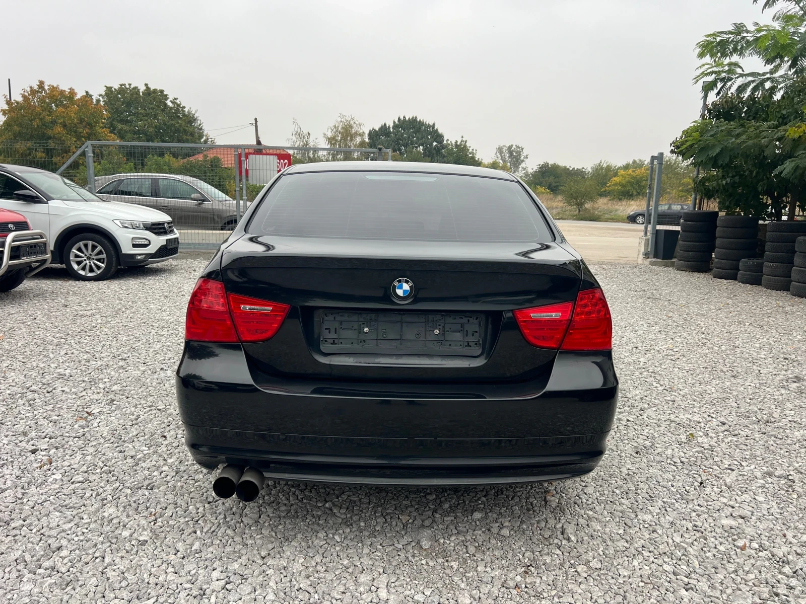 BMW 325 325i 3000кубика Седан сервизна история - изображение 6