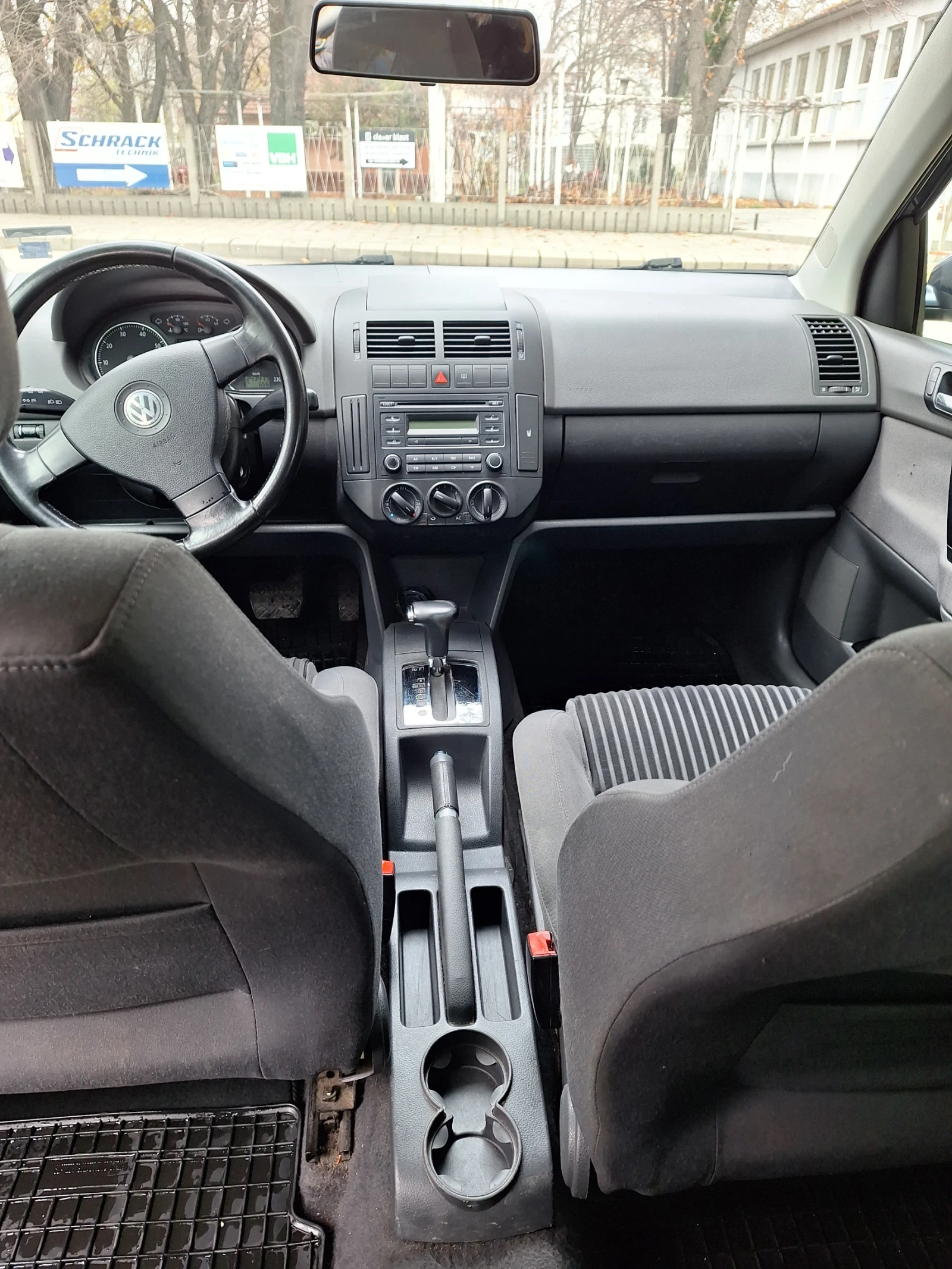 VW Polo, снимка 6 - Автомобили и джипове - 53706316