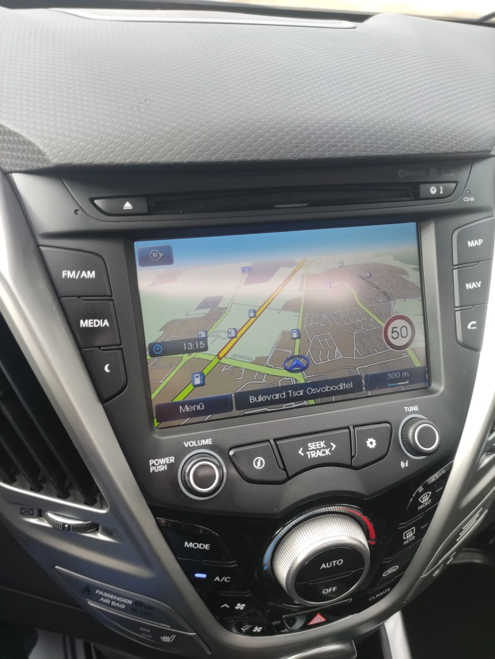 Hyundai Veloster  1, 6Gdi/140 Automat - изображение 7