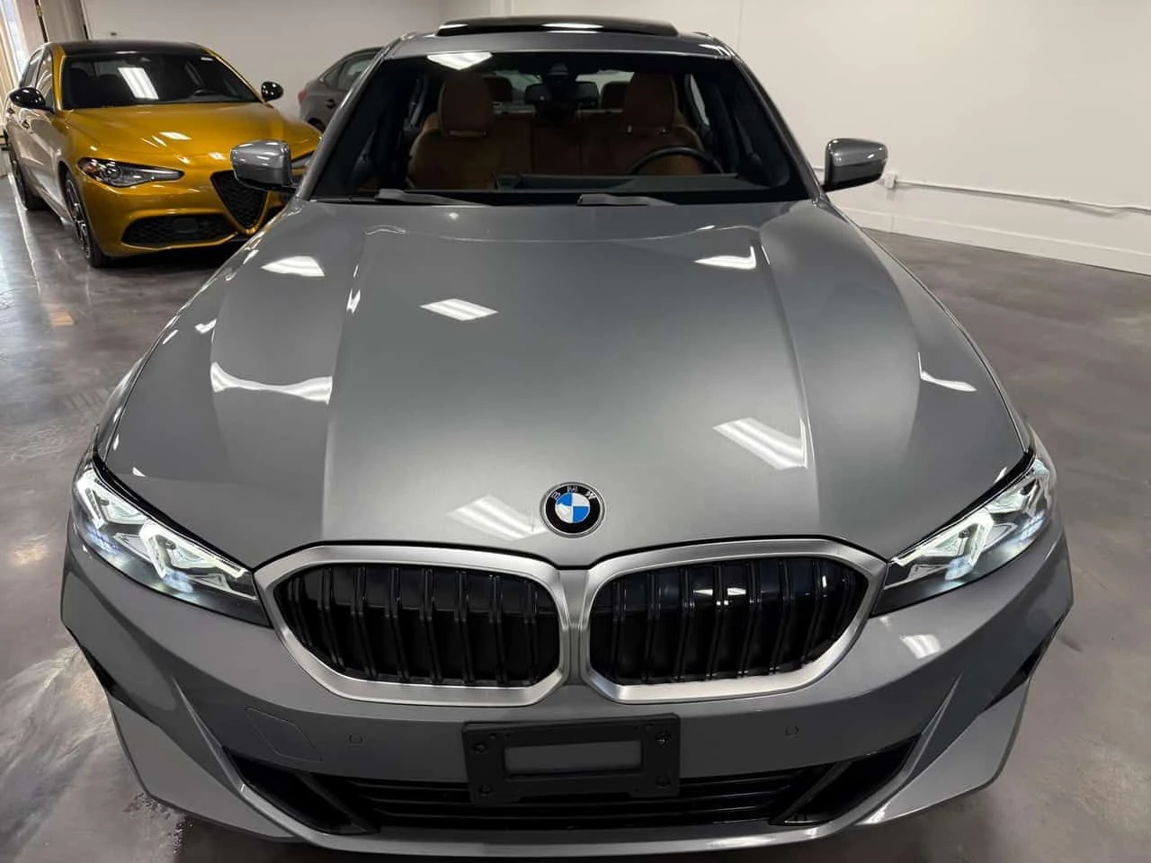 BMW 330 * 330i xDrive * 2 КЛЮЧА* ПОДГРЕВ* PANO* KEYLESS*  - изображение 6