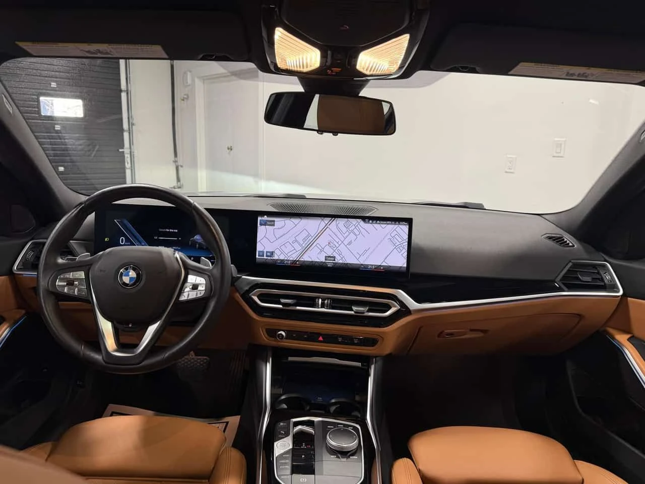 BMW 330 * 330i xDrive * 2 КЛЮЧА* ПОДГРЕВ* PANO* KEYLESS*  - изображение 9