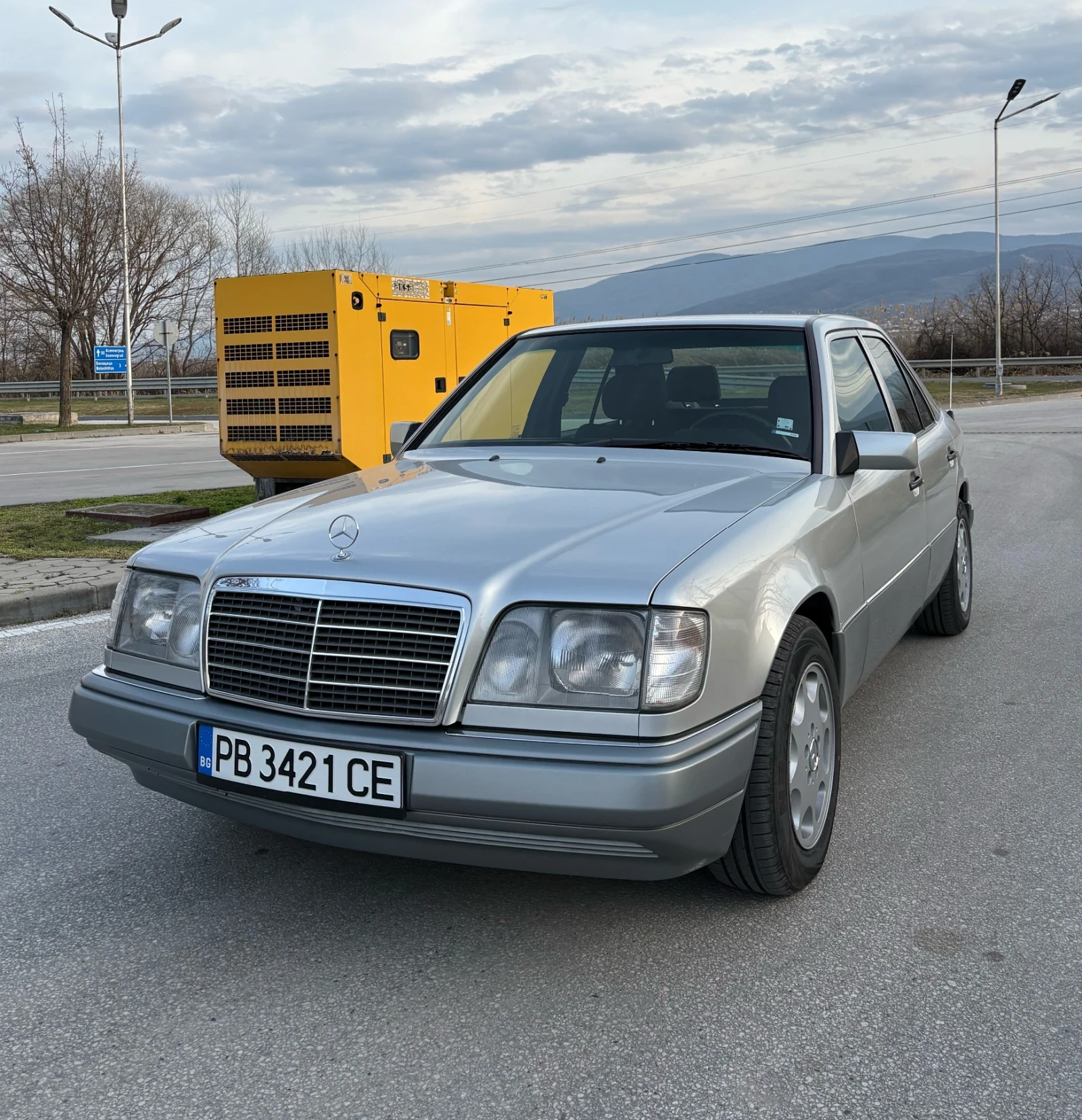 Mercedes-Benz E 220