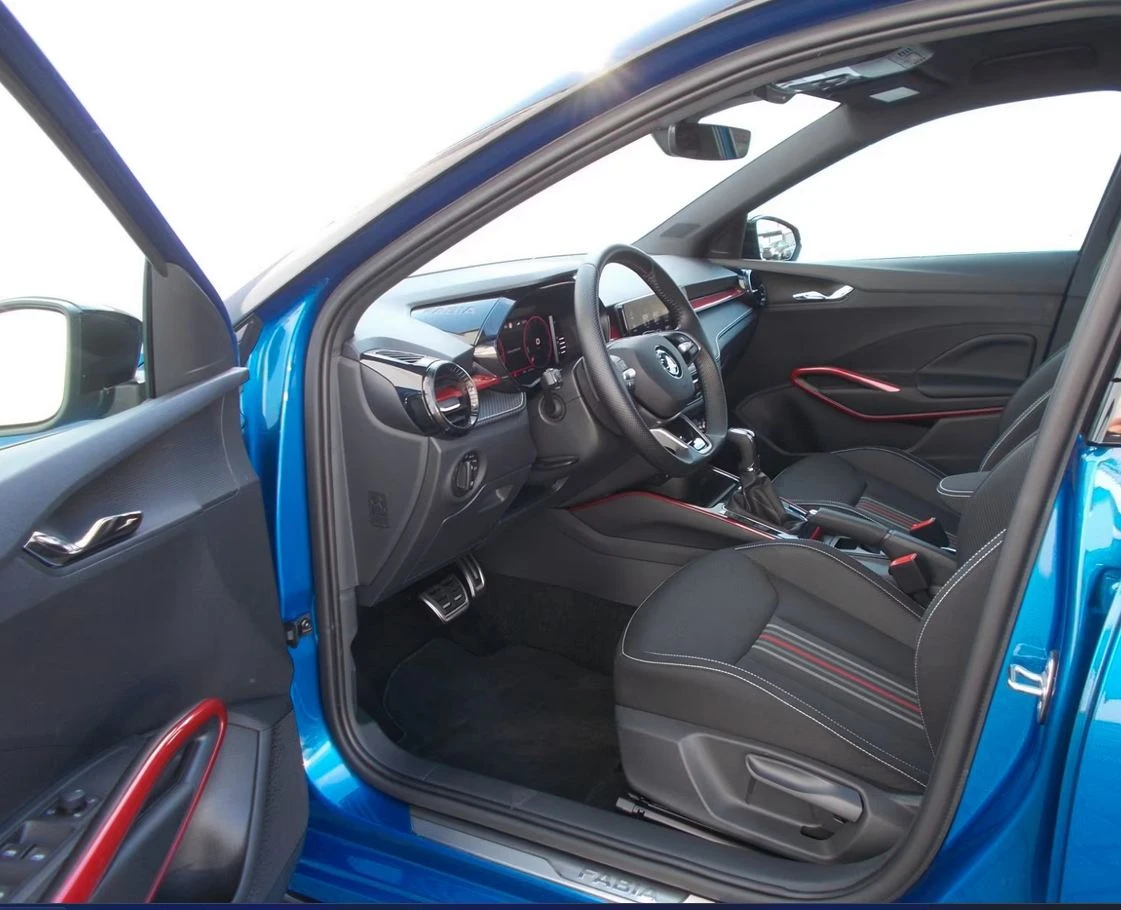 Skoda Fabia 1.5TSI, снимка 6 - Автомобили и джипове - 53786608