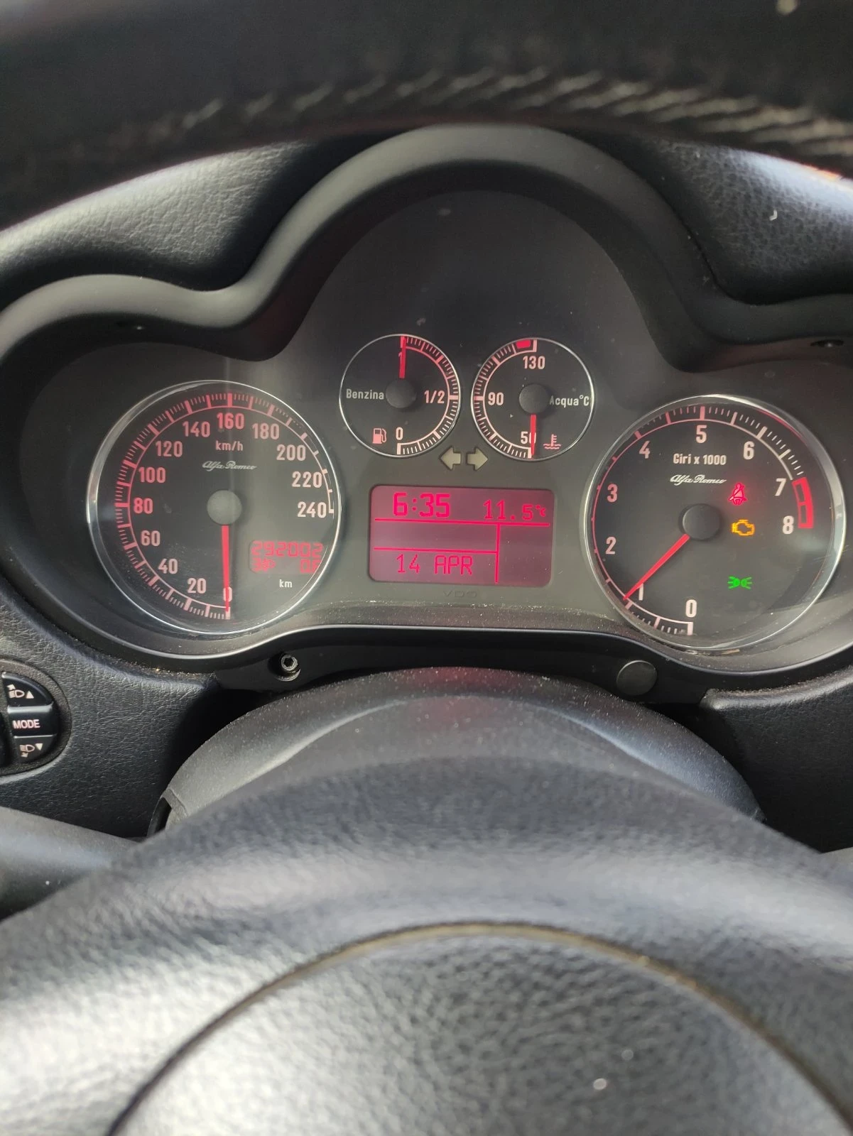 Alfa Romeo 147, снимка 6 - Автомобили и джипове - 54209374