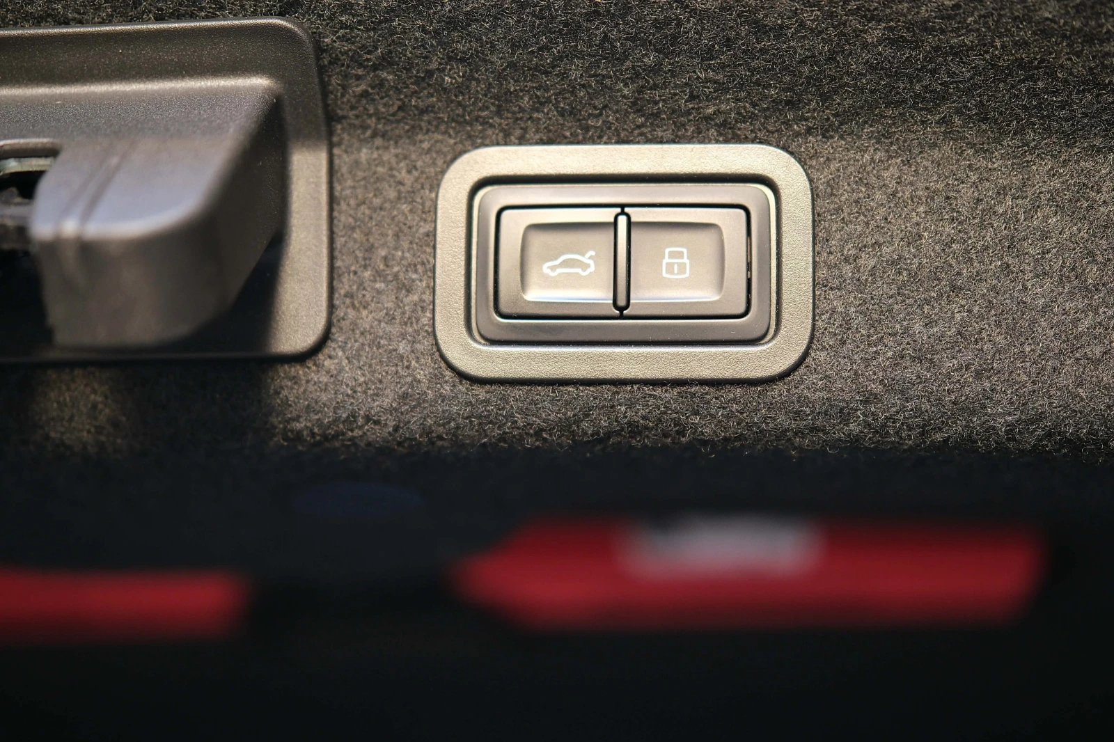 Audi A6 Facelift + 3xSline + Full Black Optics, снимка 16 - Автомобили и джипове - 54247801