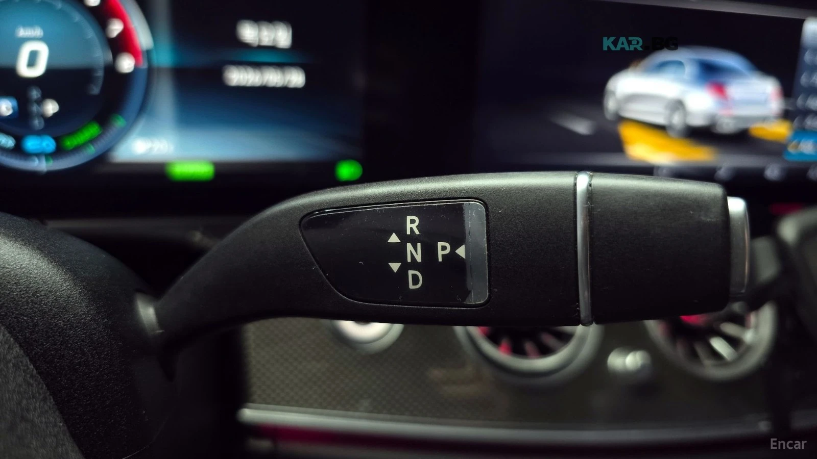 Mercedes-Benz E 220 4MATIC* AMG-LINE* MILD-HYBRID* DRIVE-ASSIST* FULL*, снимка 12 - Автомобили и джипове - 54783682