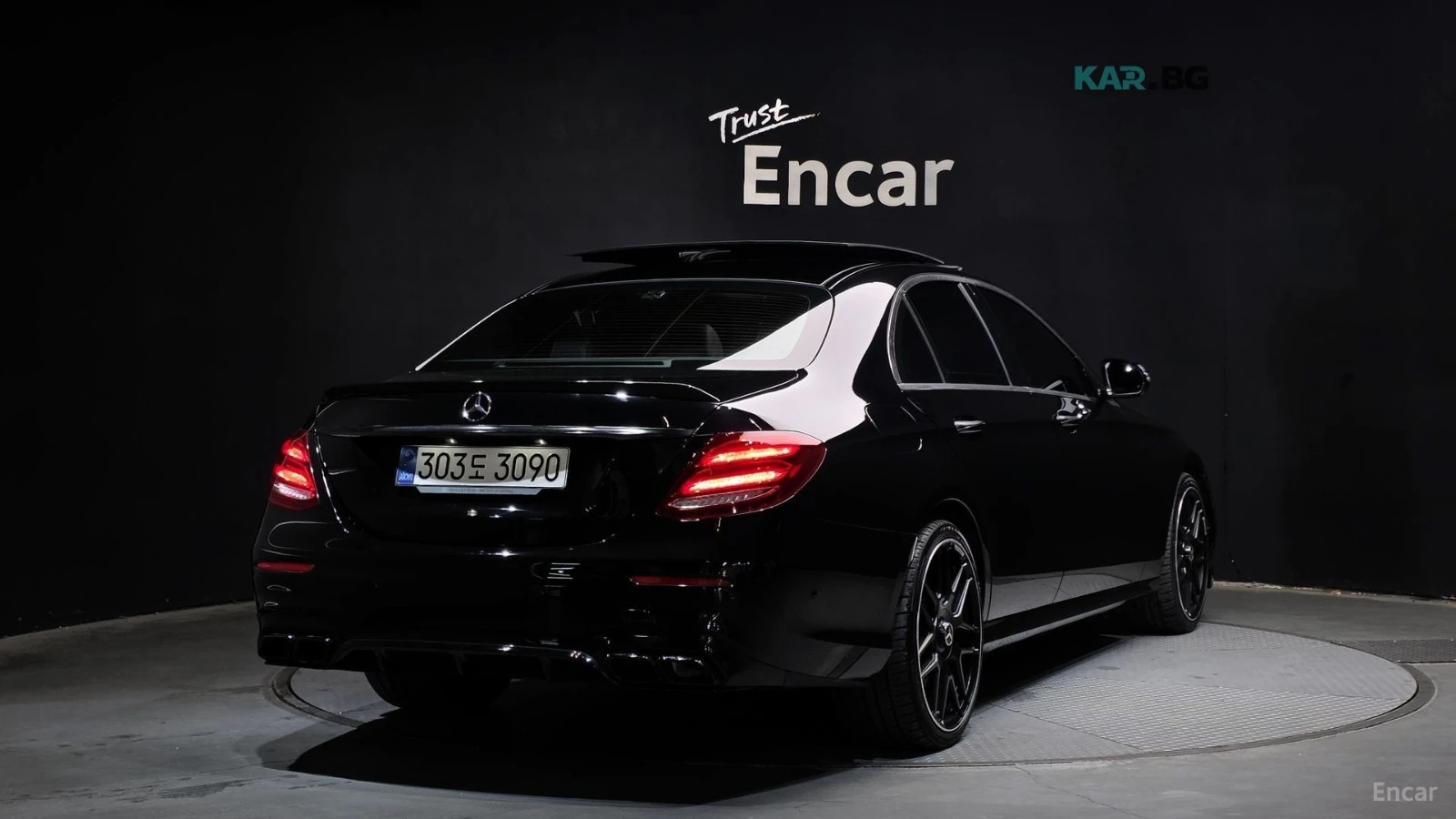 Mercedes-Benz E 220 4MATIC* AMG-LINE* MILD-HYBRID* DRIVE-ASSIST* FULL*, снимка 3 - Автомобили и джипове - 54783682