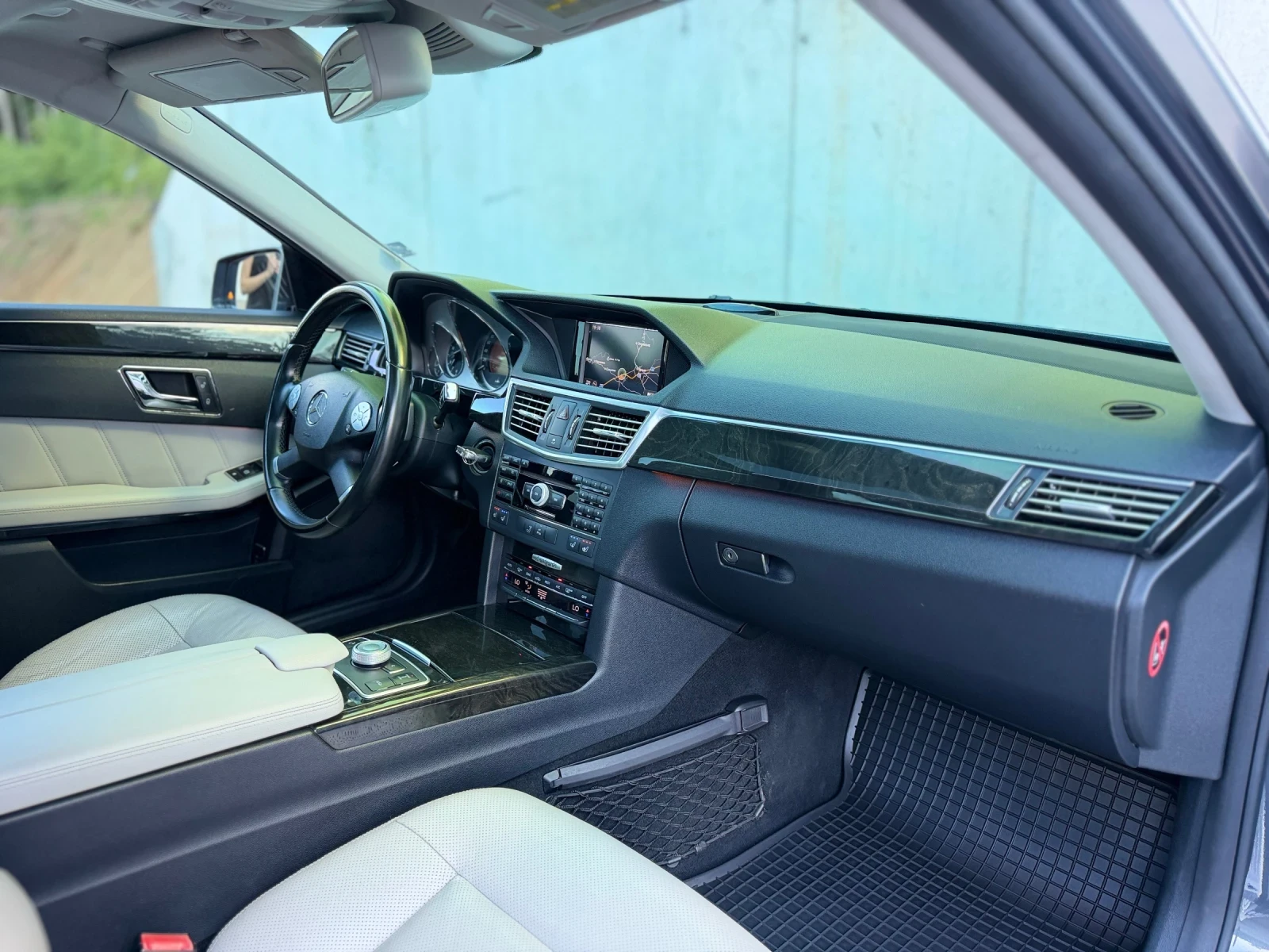 Mercedes-Benz E 350 3.5CDi~231hp~AVANTGARDE~ПОДГРЕВ/ОБДУХВАНЕ, снимка 14 - Автомобили и джипове - 54973725