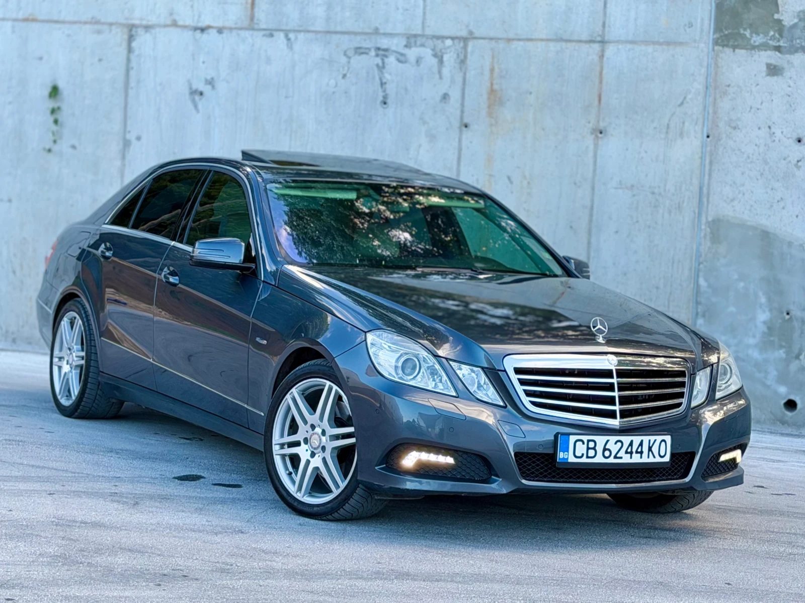 Mercedes-Benz E 350 3.5CDi~231hp~AVANTGARDE~ПОДГРЕВ/ОБДУХВАНЕ, снимка 3 - Автомобили и джипове - 54973725