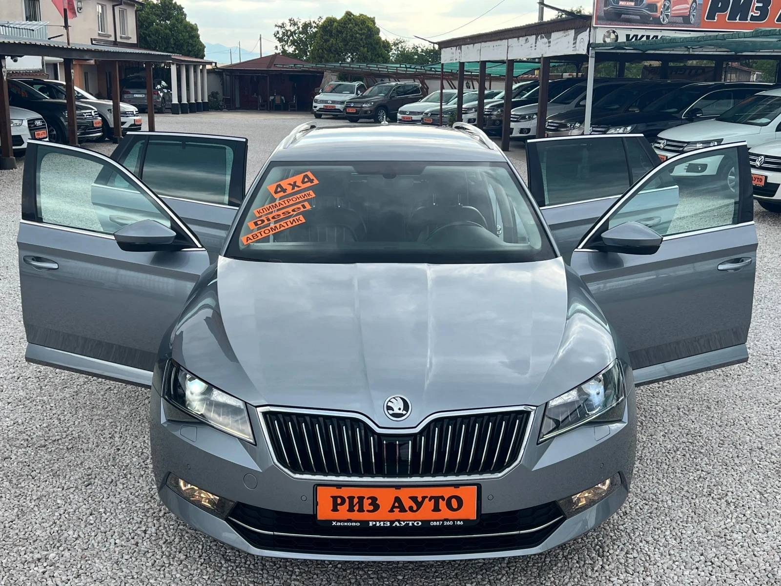 Skoda Superb 2.0TDI* LAURIN&KLEMENT* 190ks* AUT* FULL* 4x4* LIZ, снимка 2 - Автомобили и джипове - 55430934