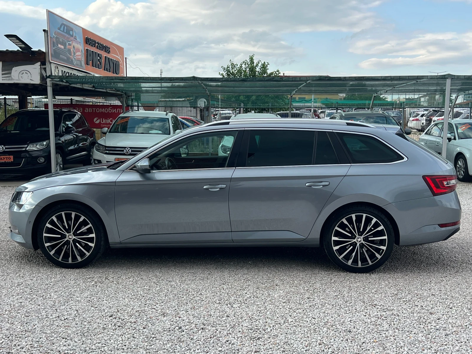 Skoda Superb 2.0TDI* LAURIN&KLEMENT* 190ks* AUT* FULL* 4x4* LIZ, снимка 9 - Автомобили и джипове - 55430934