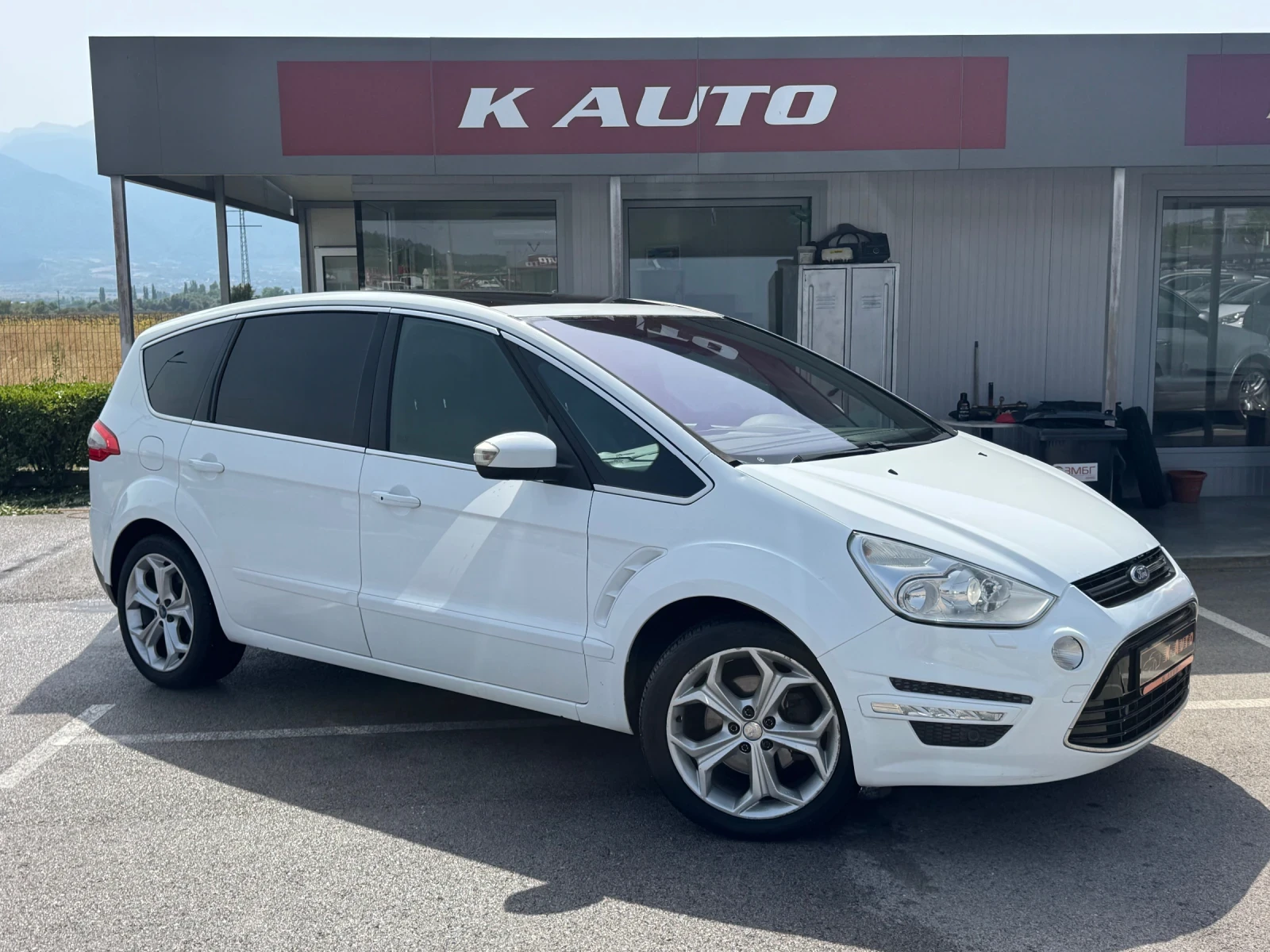 Ford S-Max 6+ 1/Titanium/Camera/Automatic, снимка 4 - Автомобили и джипове - 55877855