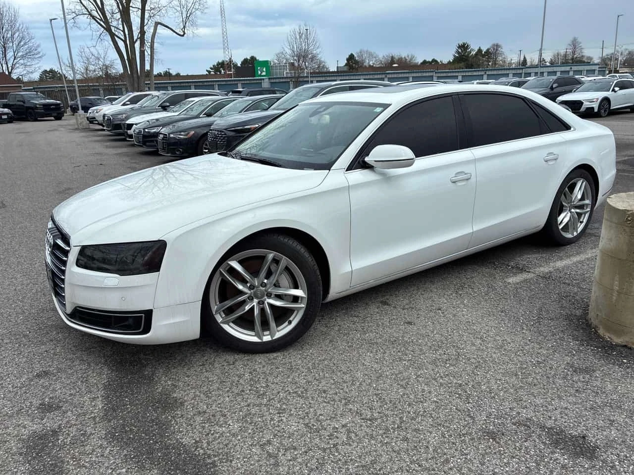 Audi A8 * 4.0T * CARFAX * ОПЦИЯ ЗА ФИНАНСИРАНЕ * , снимка 2 - Автомобили и джипове - 56323151