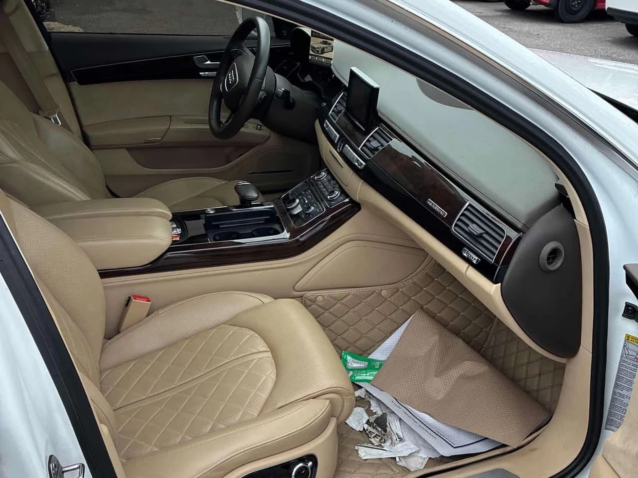 Audi A8 * 4.0T * CARFAX * ОПЦИЯ ЗА ФИНАНСИРАНЕ * , снимка 15 - Автомобили и джипове - 56323151