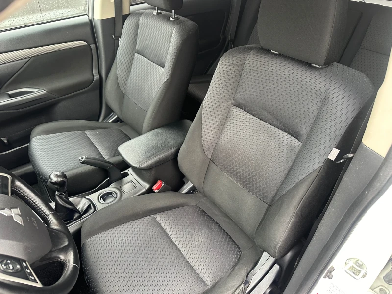 Mitsubishi Outlander 2.0i LPG BRC ПРРФЕКТНА, снимка 9 - Автомобили и джипове - 47957131