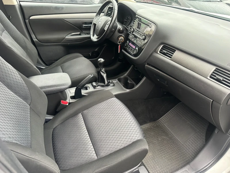 Mitsubishi Outlander 2.0i LPG BRC ПРРФЕКТНА, снимка 13 - Автомобили и джипове - 47957131