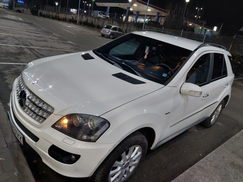 Mercedes-Benz ML 320, снимка 1 - Автомобили и джипове - 49238252