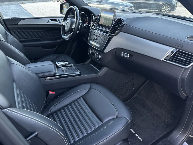 Mercedes-Benz GLE Coupe 350d 4-MATIC AMG PREMIUM PLUS, снимка 10 - Автомобили и джипове - 52234339