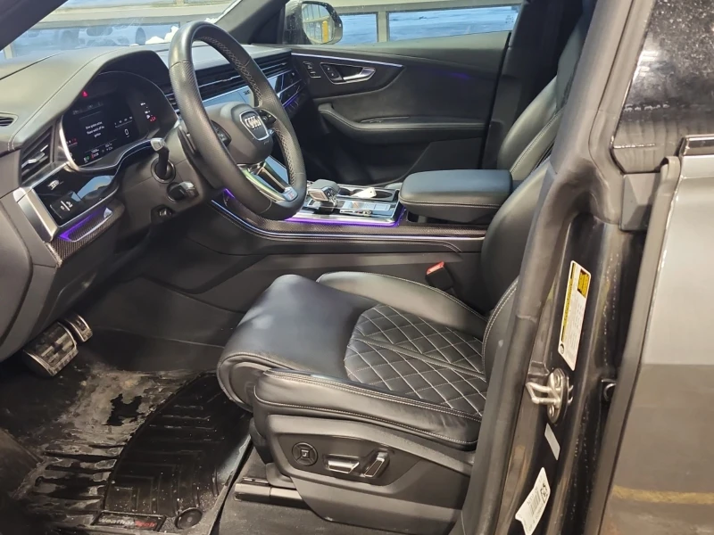 Audi SQ8 * * CARFAX * * АВТО КРЕДИТ * * , снимка 5 - Автомобили и джипове - 52951865